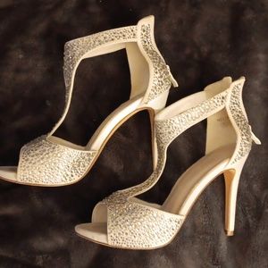 David's Bridal Ivory Crystal T-Strap Stiletto Heels